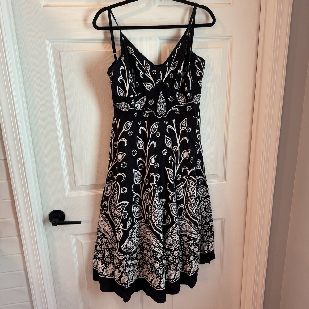 Magic Womens L Black & White Floral Spaghetti Strap Dress With Abstract Bodice